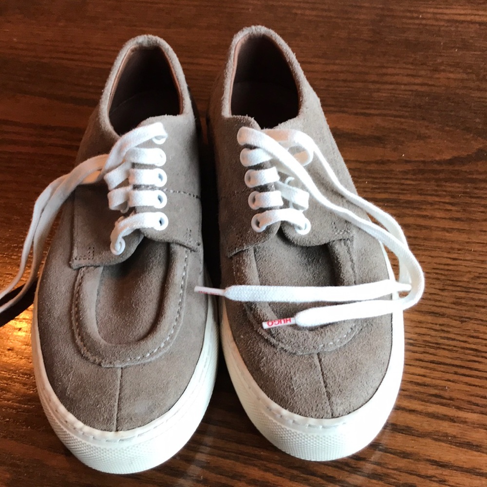 COPY - Hugo Boss moccasin stitched taupe suede lace up shoe EUC
